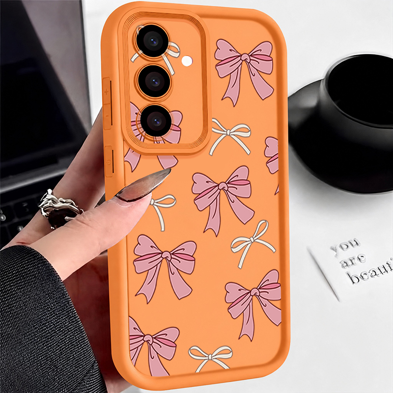 Silikonowe etui z motywem koka – Samsung Galaxy A55 recenzja i cena